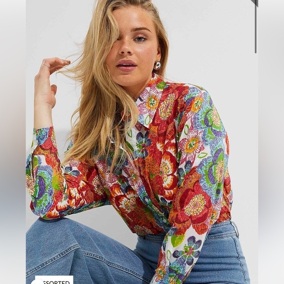 Magazine Luxurious bloom loose shirt - Picture 1 of 13